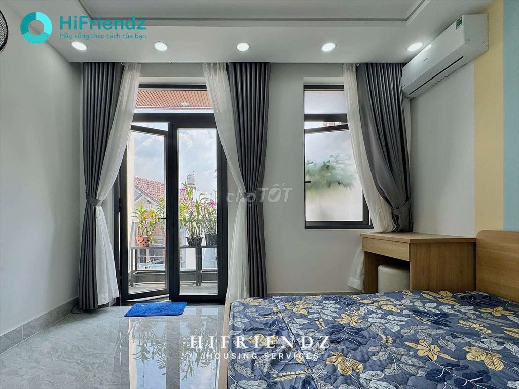 The studio is full of beautiful balconies - handed photos, Tô Ký, cvpm