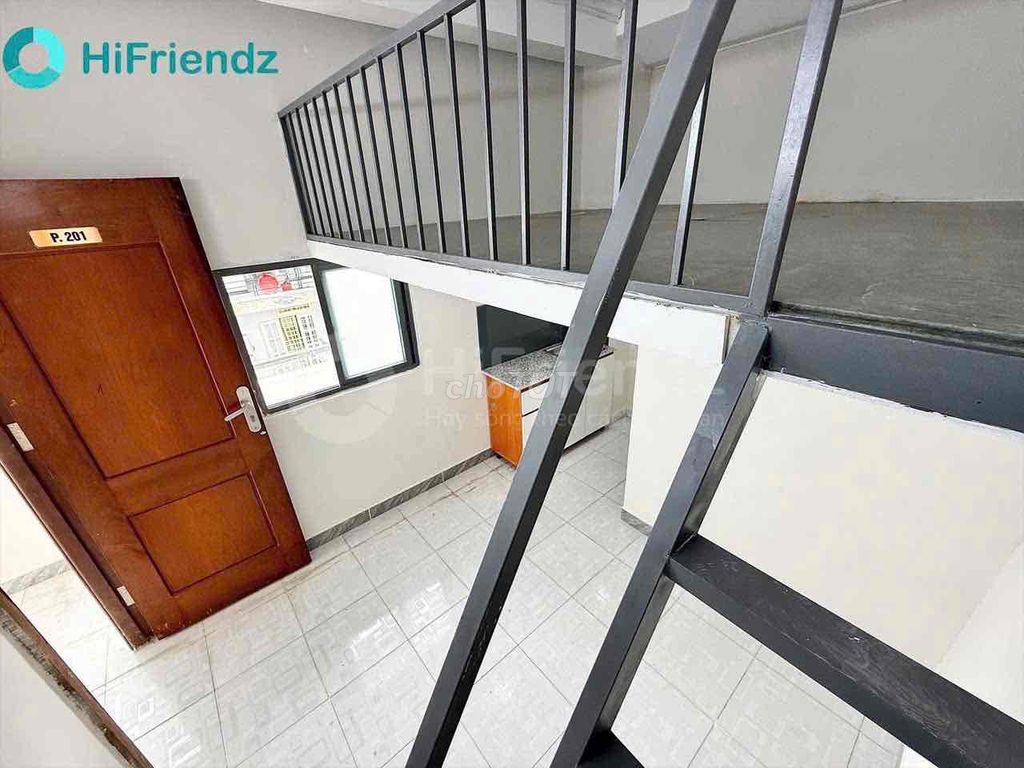 Rent the air conditioning--the sky window right Quang Trung--the university vlu