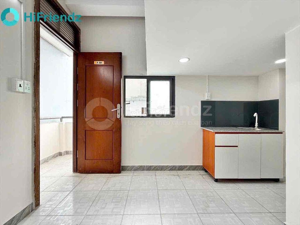 Rent the air conditioning--the sky window right Quang Trung--the university vlu