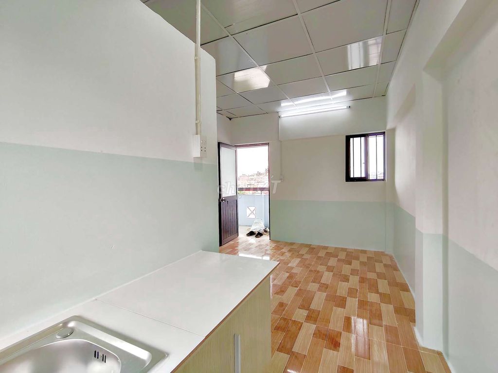 Right in college. New. It's perfect for two or three of you. 100 meters from GoDan