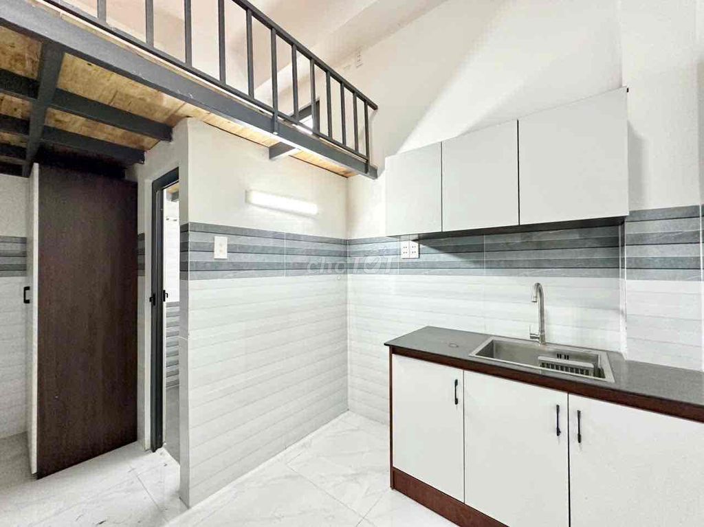 The location is very close to the University of ntt, the full furniture room
