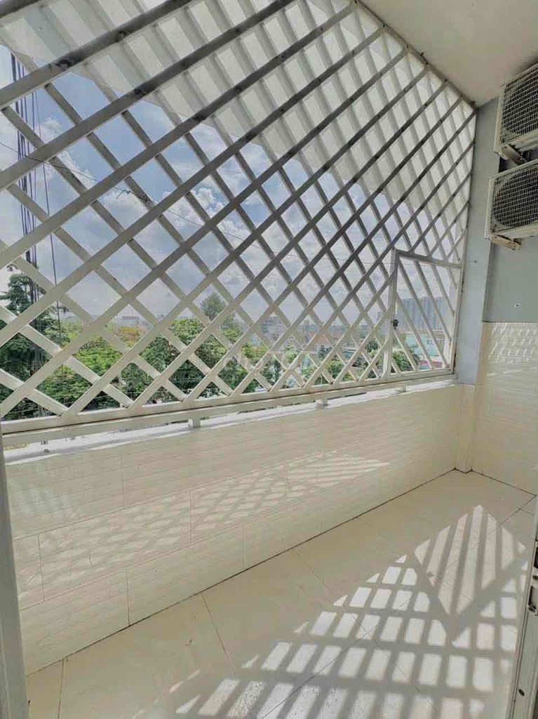 Duprix Siulysyon High Board Phan Văn Hớn - Win School
