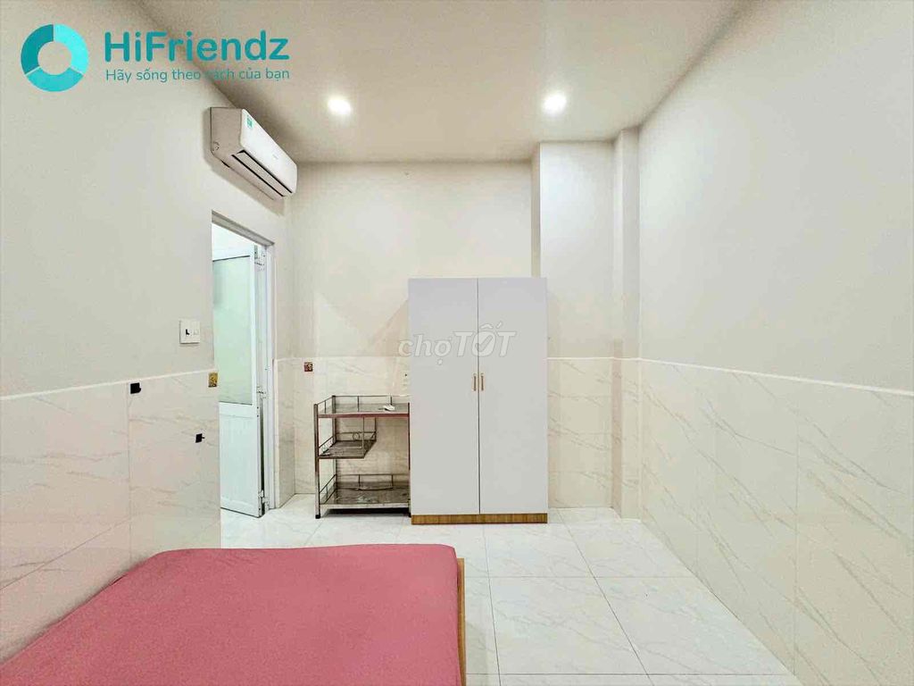 Studio is ready for seven at Cầu Nguyễn Văn Cừ on District 5-1.