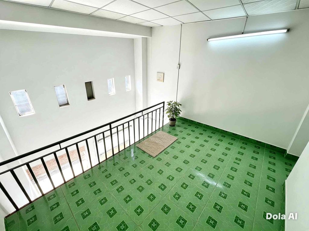 Opening a cheap guard room at the center of Bình Thạnh 4.