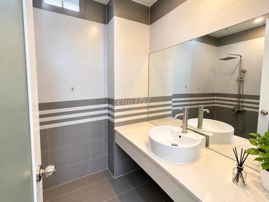 Room Phạm Văn Đồng, Bình Thạnh – full interior, open design
