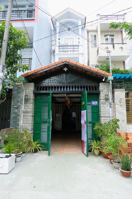 Eco Home -- Tô Ký Street dorm.