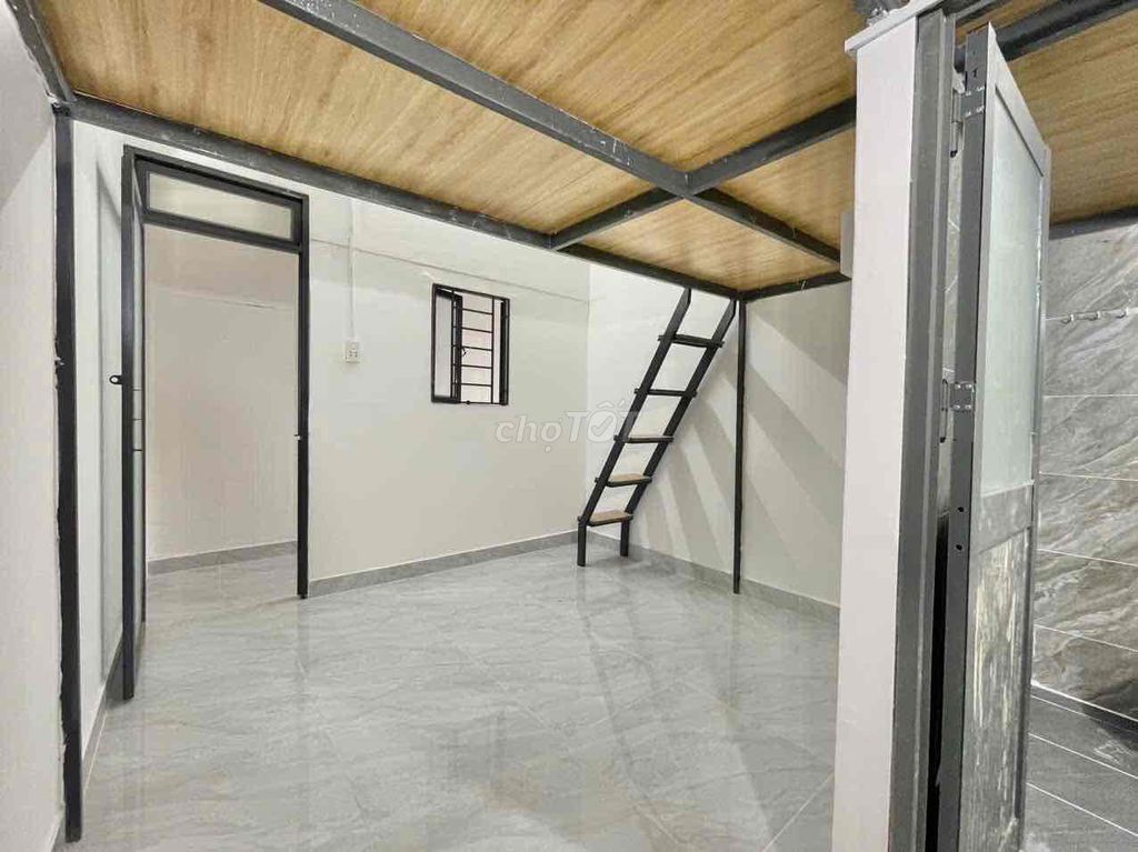 The ground room 3 million 679 Chinese