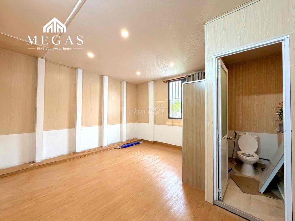 Rent the full-in-house furniture wide open windows at the sergeant.