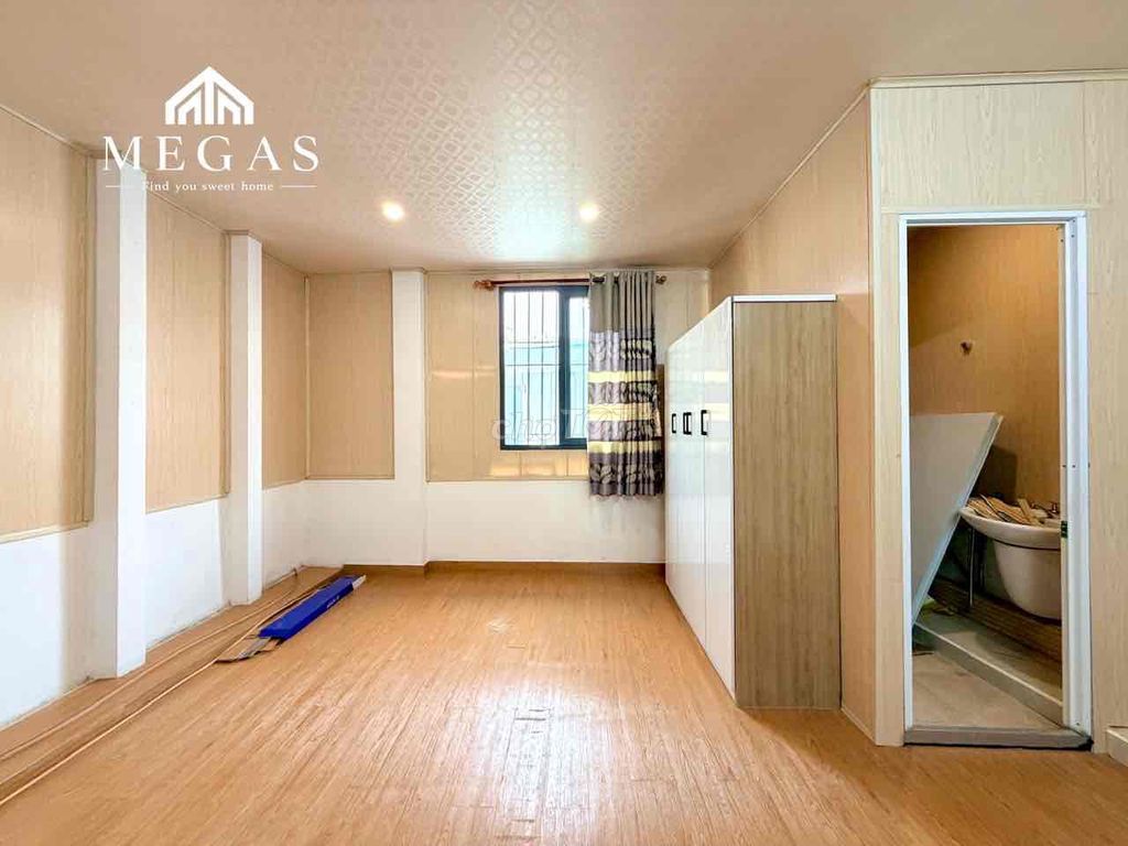Rent the full-in-house furniture wide open windows at the sergeant.