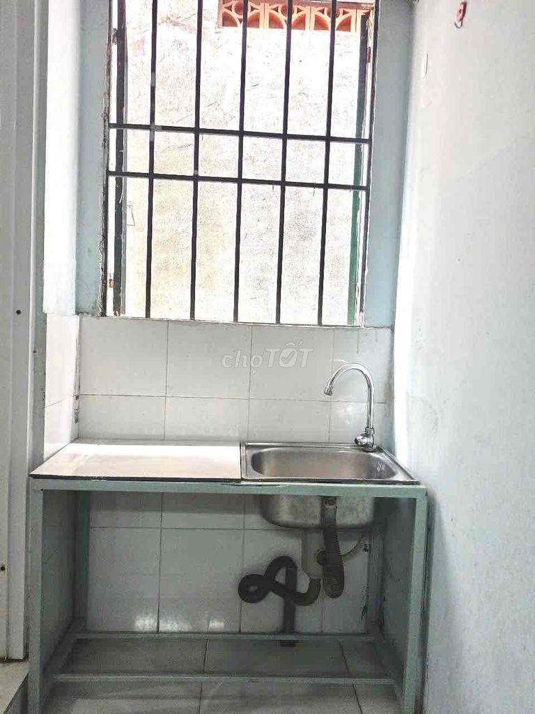 Rent room.