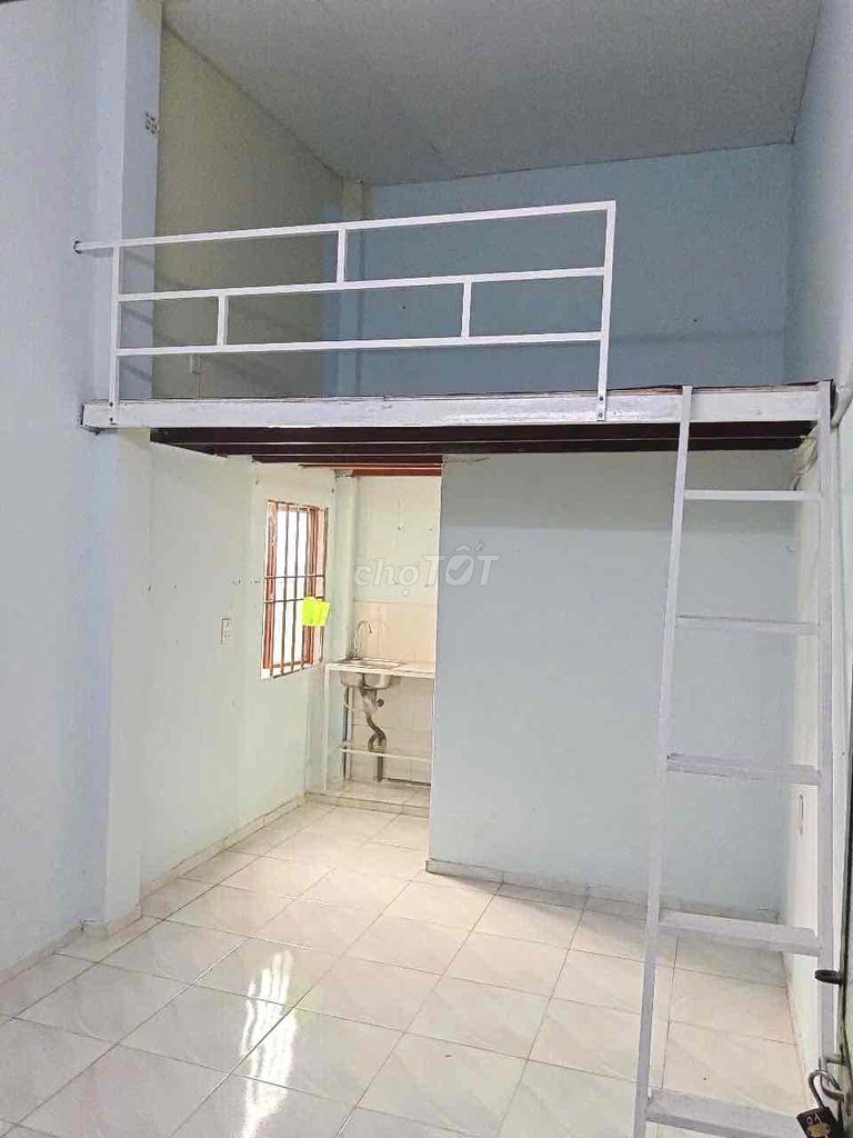 Rent room.