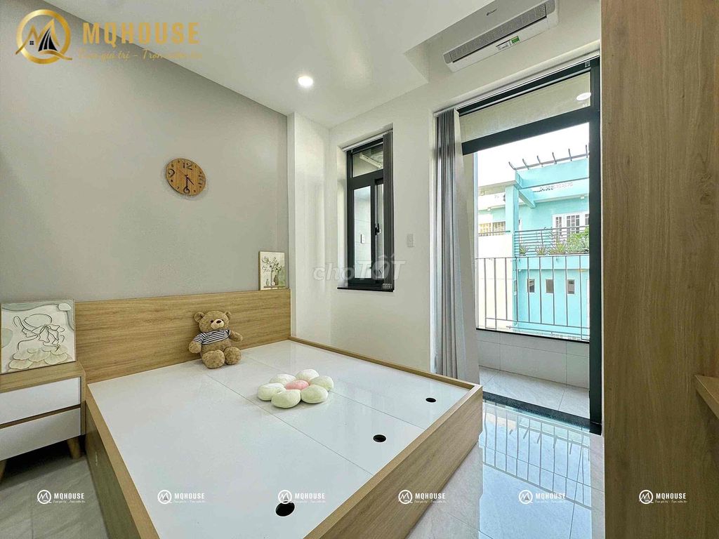 A kitchen room closes to Pandora's Victory School - private washing machine, full interior