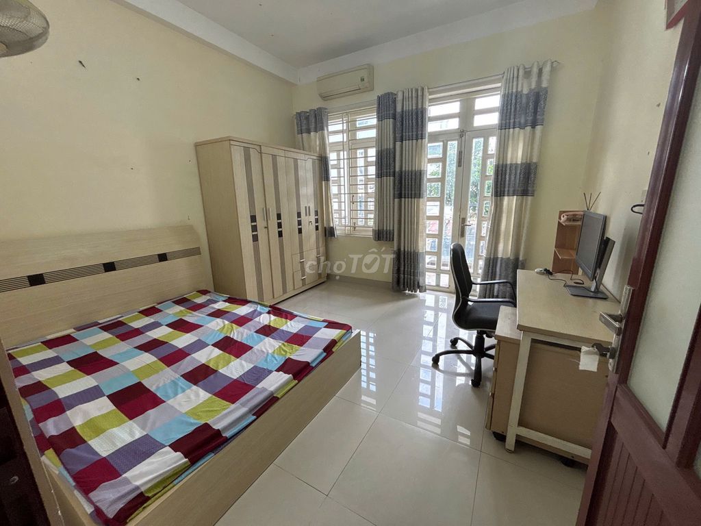 A fair room near Vermalll - 3.5 million - interior - 8 M alley
