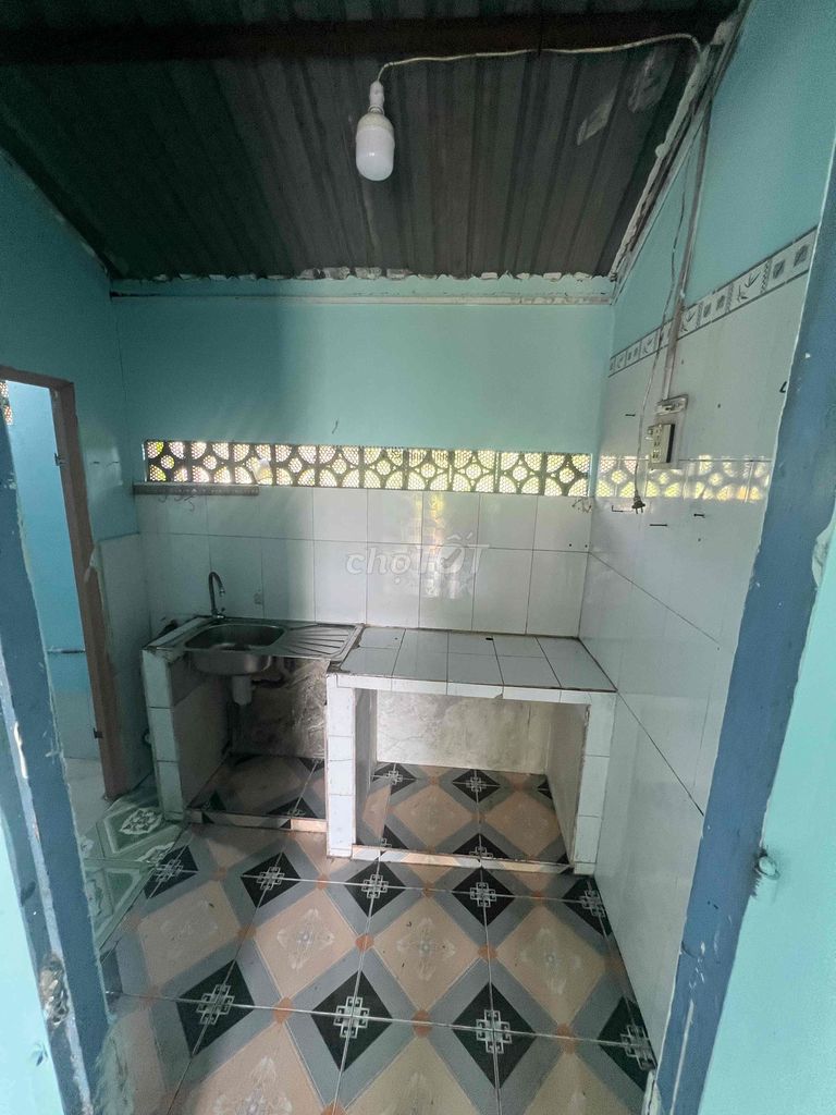 Good boarding room near kcn Cát Lái