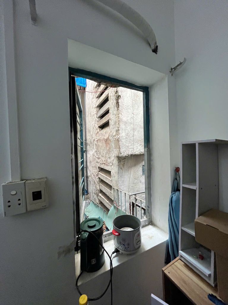 Rent us a window. Route 156/ Tô Hiến Thành,ngreject