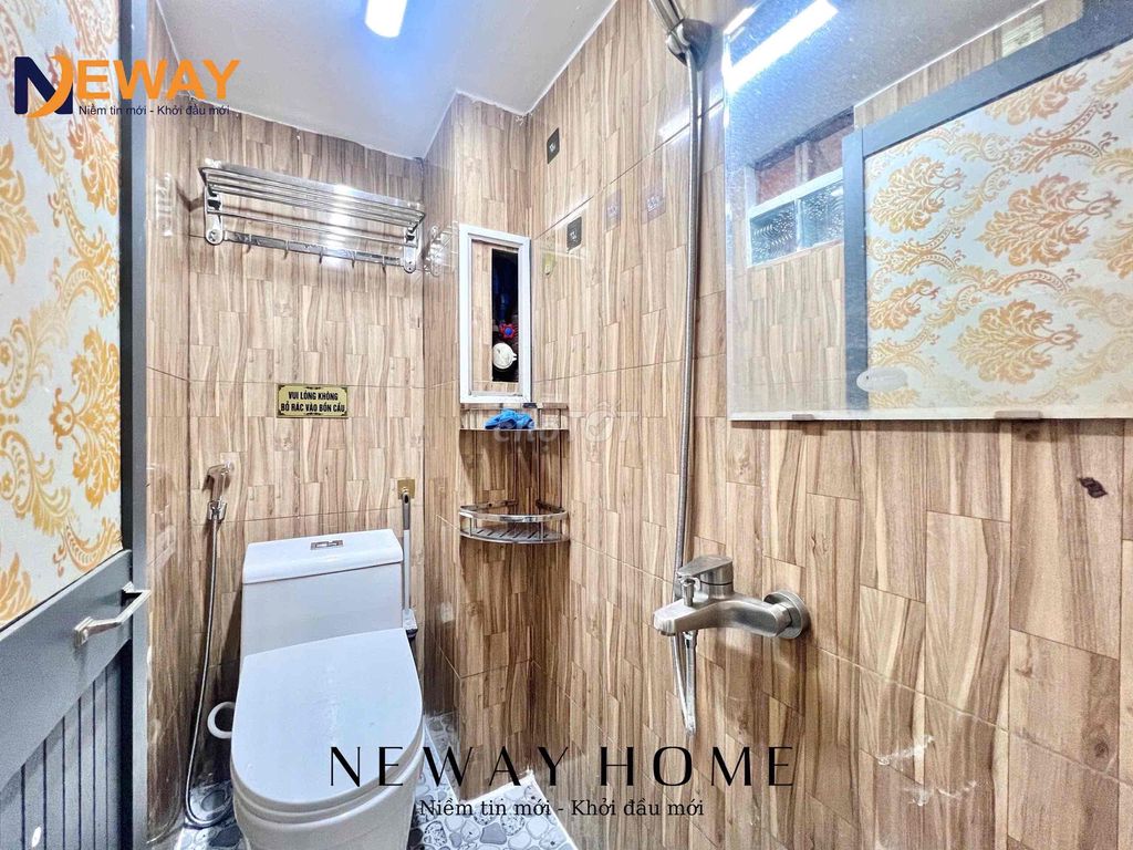 Advanced studio full interior near flower village