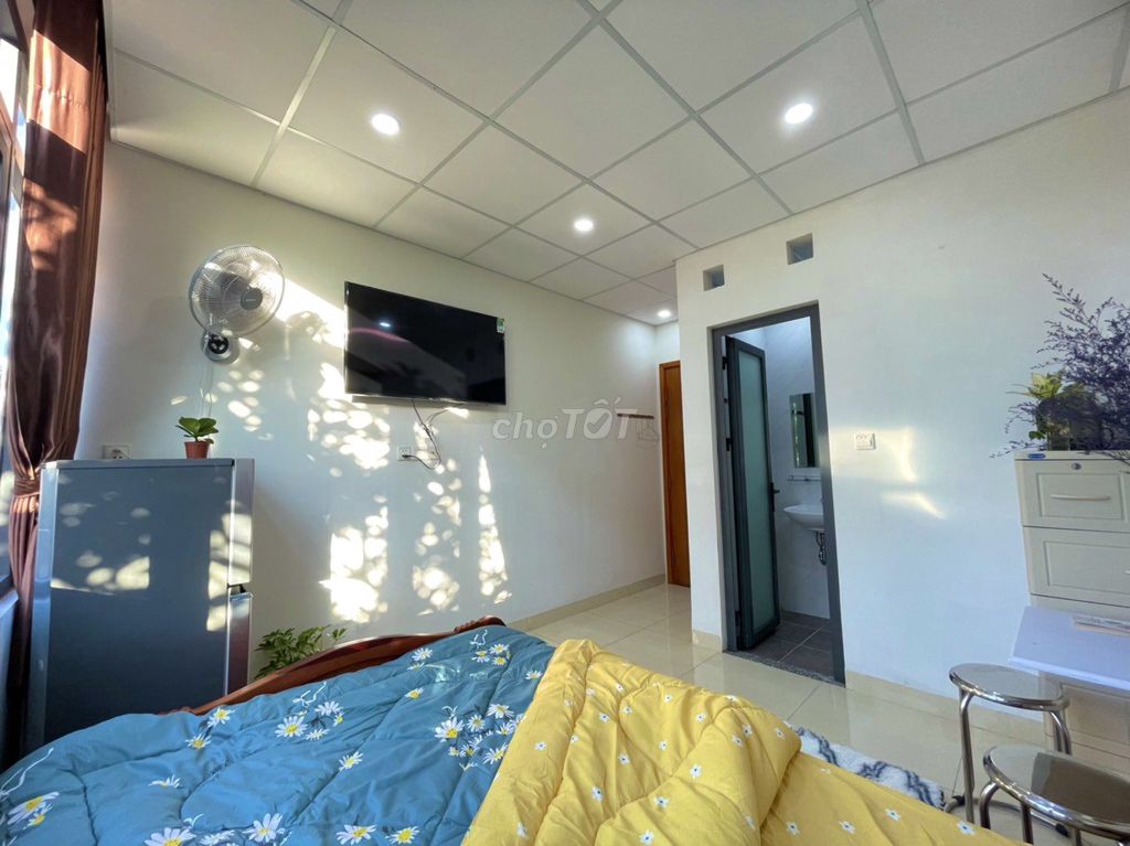 Rent room 25 m2 full interior next to etown plus Q.Hoy Tân Bình