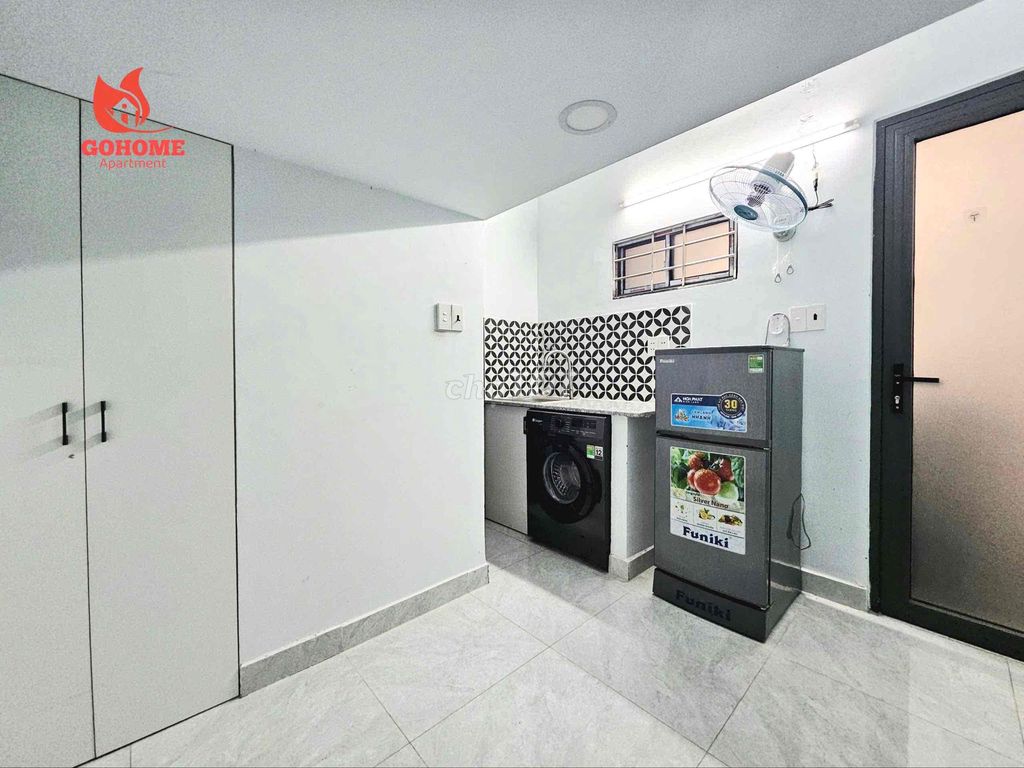 TERRlCE full interior machine private washing machine window sky wells right over huflit