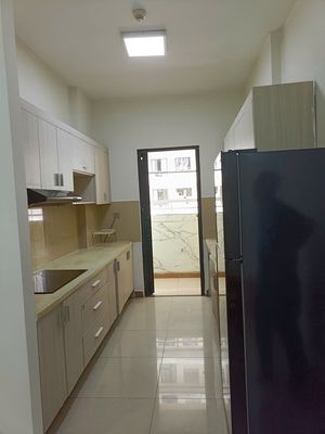 Rent 85 meters, two bedrooms, three toilets. It's 8.5 million.