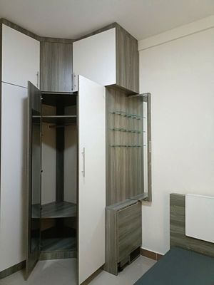 Rent 85 meters, two bedrooms, three toilets. It's 8.5 million.