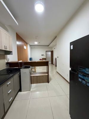Rent 67 meters, two bedrooms, two corner toilets. Eight million.