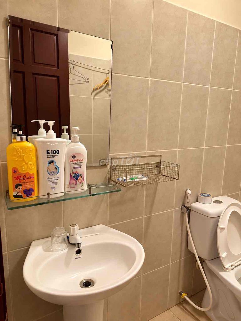 Rent a room with interiors, private toilets at Thới An, District 12.