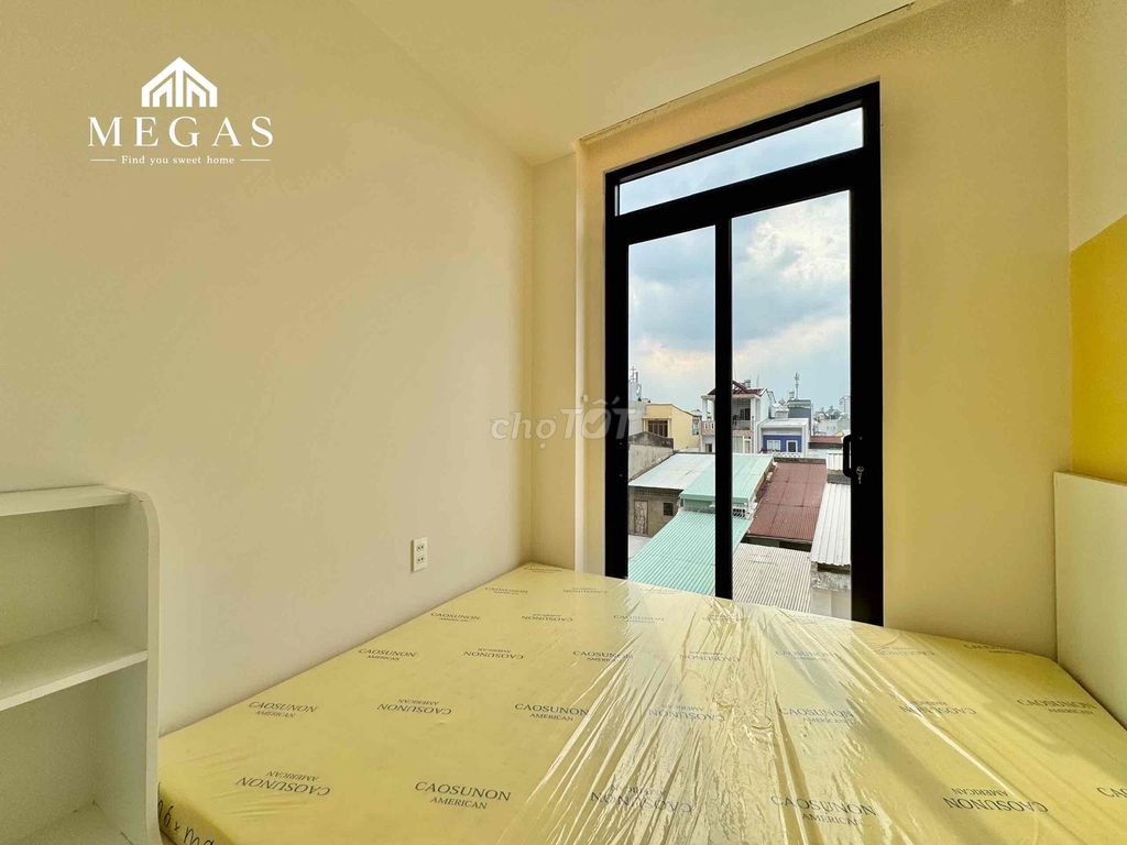 Rent a new window studio, new interior 100%.