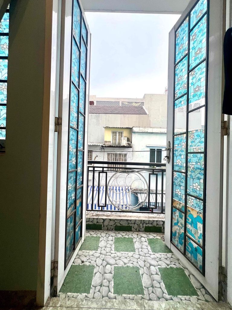 Rent rooms near A.J.P.P.S.
