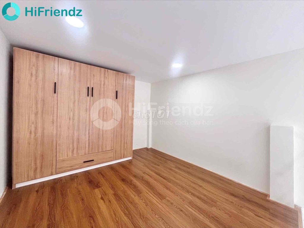 Room 7 of the Hangman Murders - Near the Tdtu, ufm - Full interior