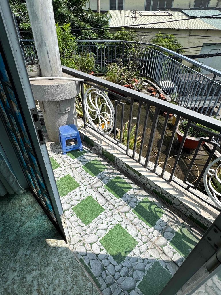Rent the entire floor 1-4 balcony - 2 bedroom - 1 toilet - 1 kitchen