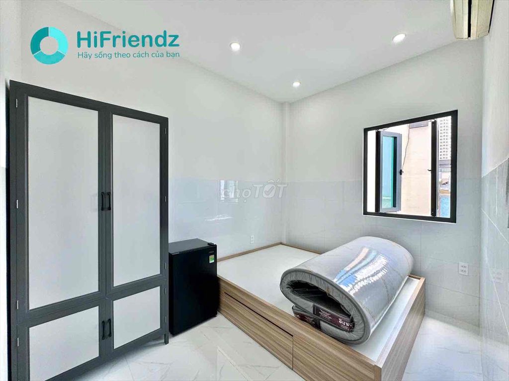 Super open balcony studio near Cầu Chữ Y, great literary requirements.