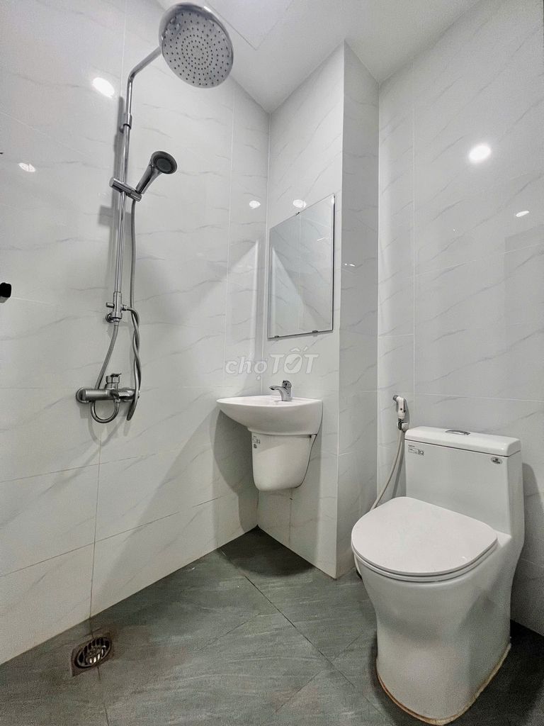 Bắc Hải nice room delivered  cmt8 full new comfortable at 4.5 million