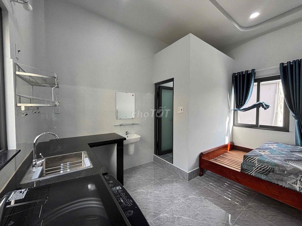 Opening a bedroom/studio near the lab - American - washing machine