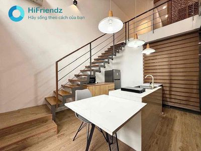 Rent a super-great balcony full of furniture right here in the middle of the 3rd district.