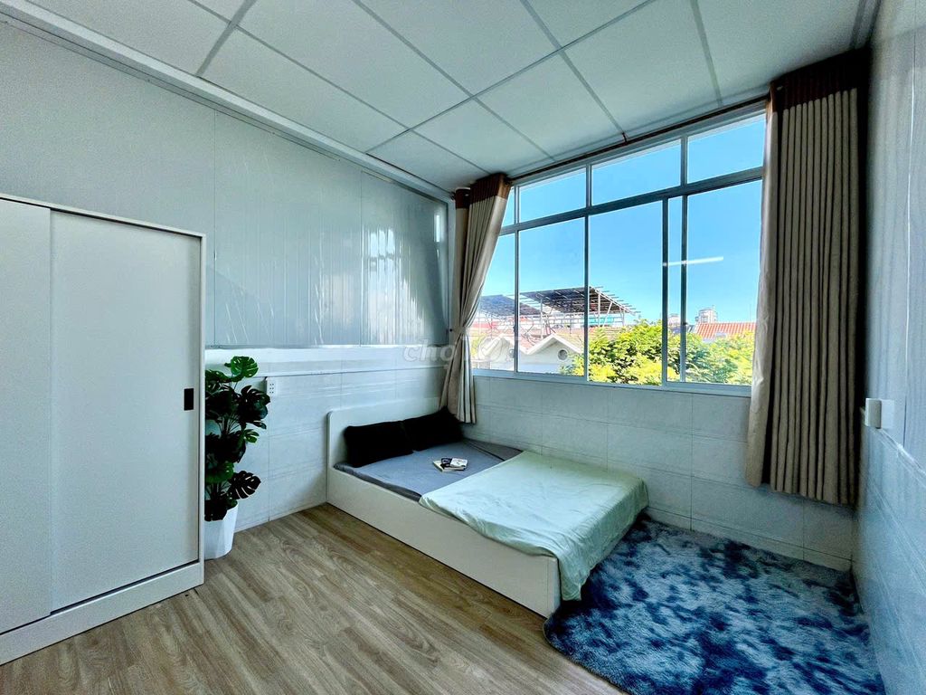 A super New Super-Gold Full Sleeproom at the University of Remit District 7 Squire