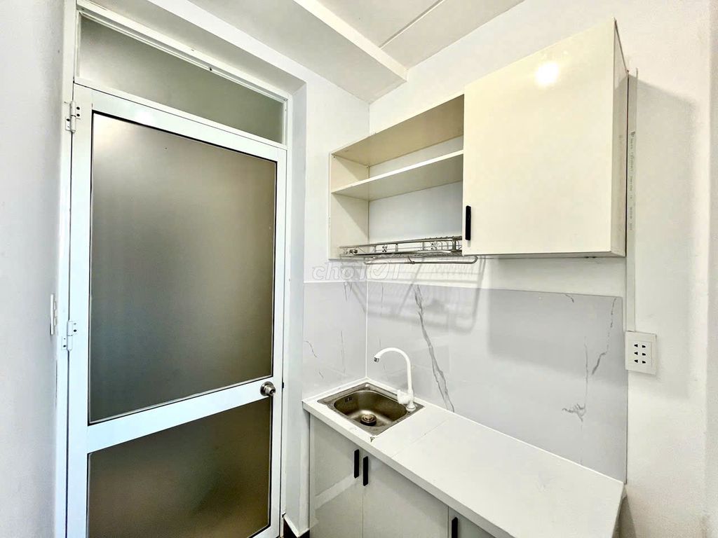 A super New Super-Gold Full Sleeproom at the University of Remit District 7 Squire