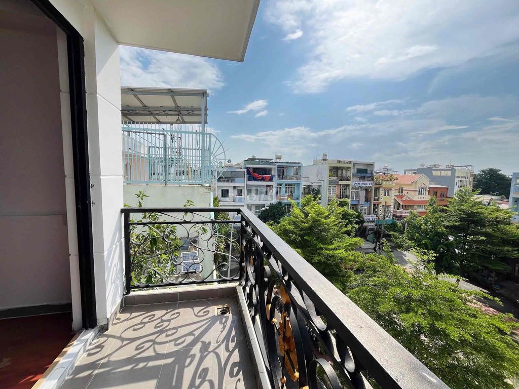 Kitchen Room One-one. Free-free Balcon bedroom near vlu Gimboall