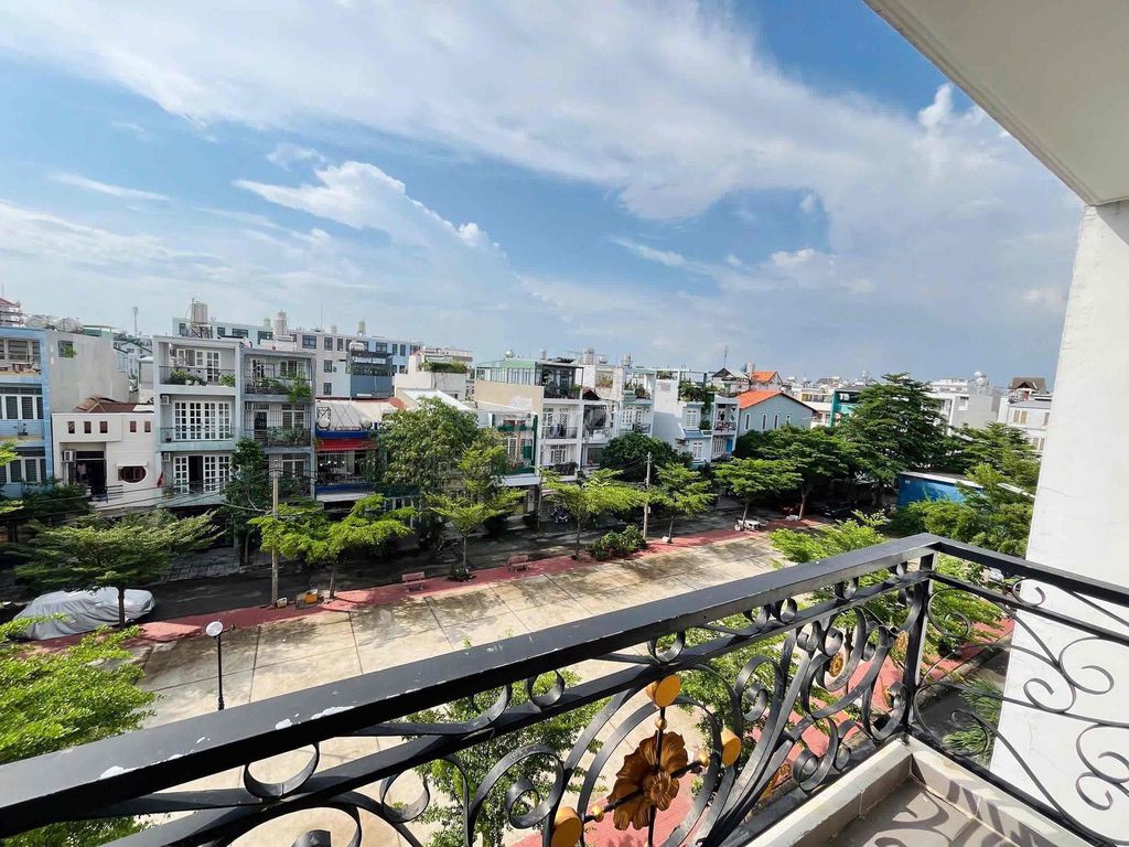 Kitchen Room One-one. Free-free Balcon bedroom near vlu Gimboall