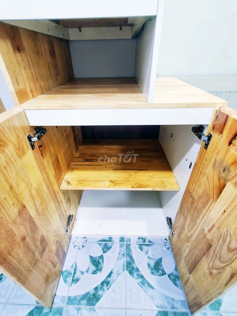 Window room, air conditioning - level 1 (only 1 km away)