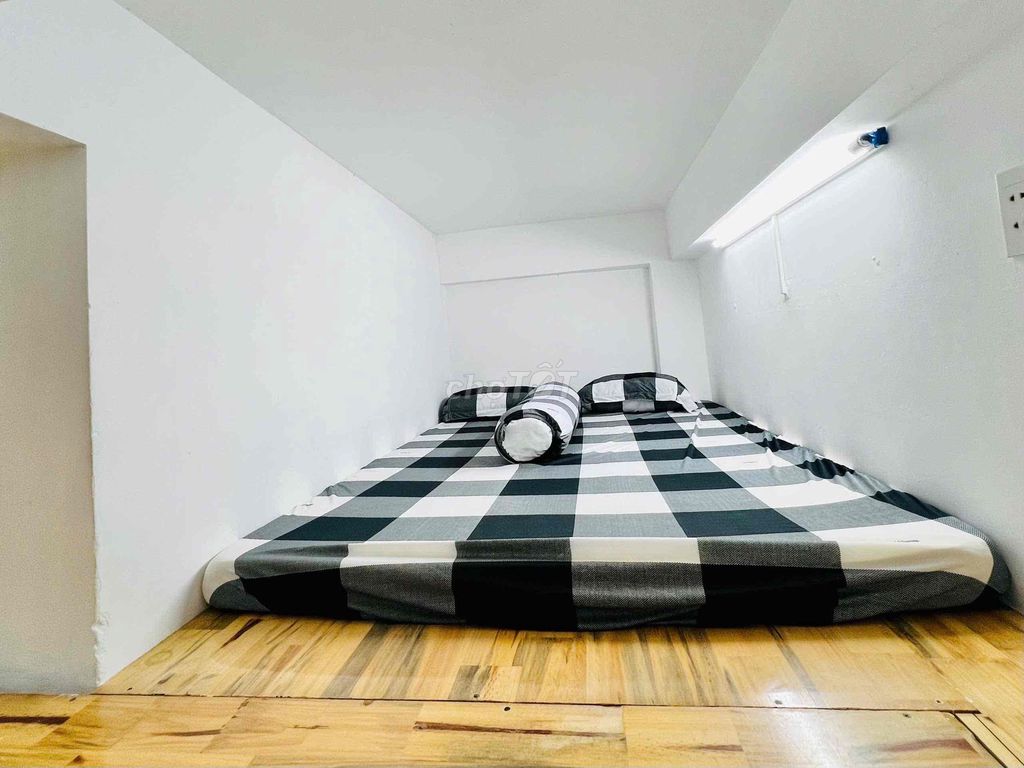 1 Room Guard Full interior - Four Four Four