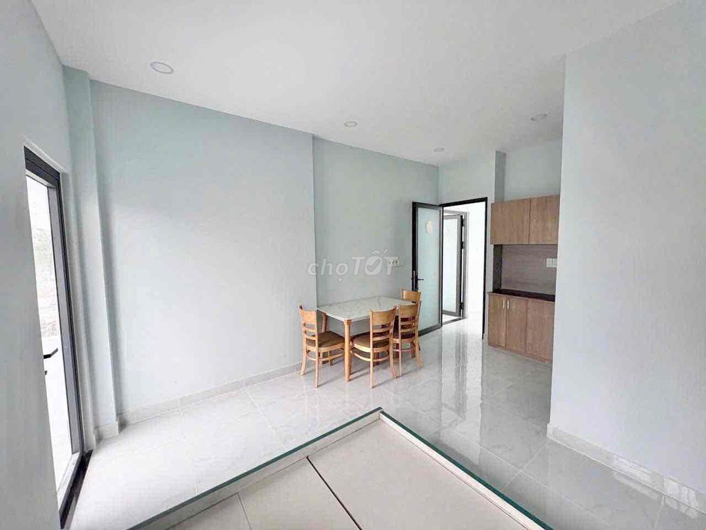 Lê Văn Việt balcony studio, 9th District.