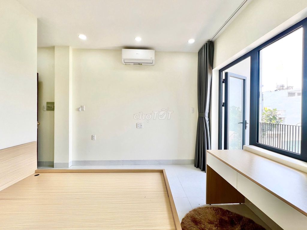 Rent the big balconies, window - Bình Thạnh near vlu, uth, mtu2
