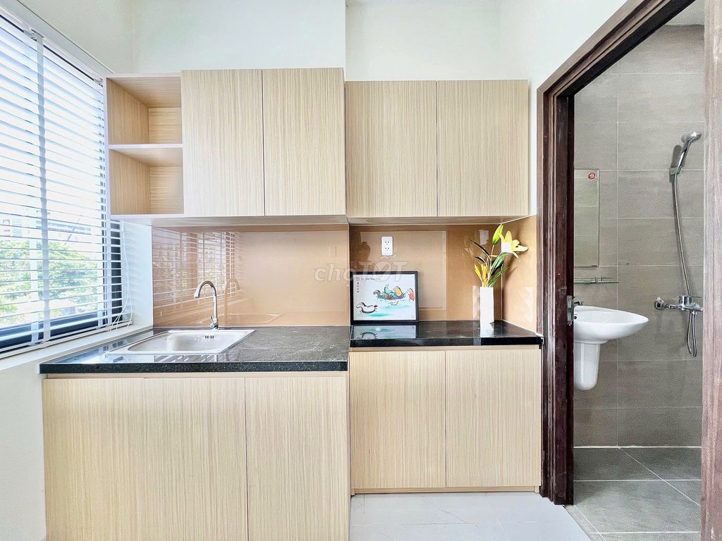 Rent the big balconies, window - Bình Thạnh near vlu, uth, mtu2