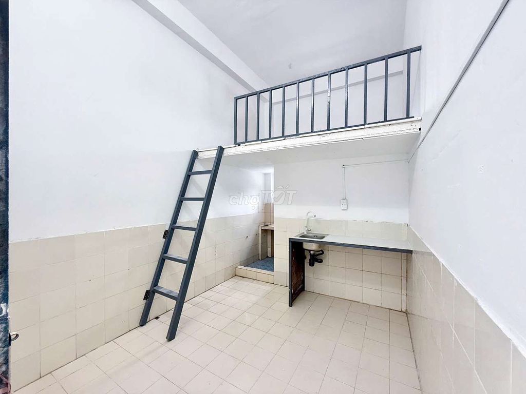 Open cheap motel - support for the air conditioning - near aeon Bình Tân