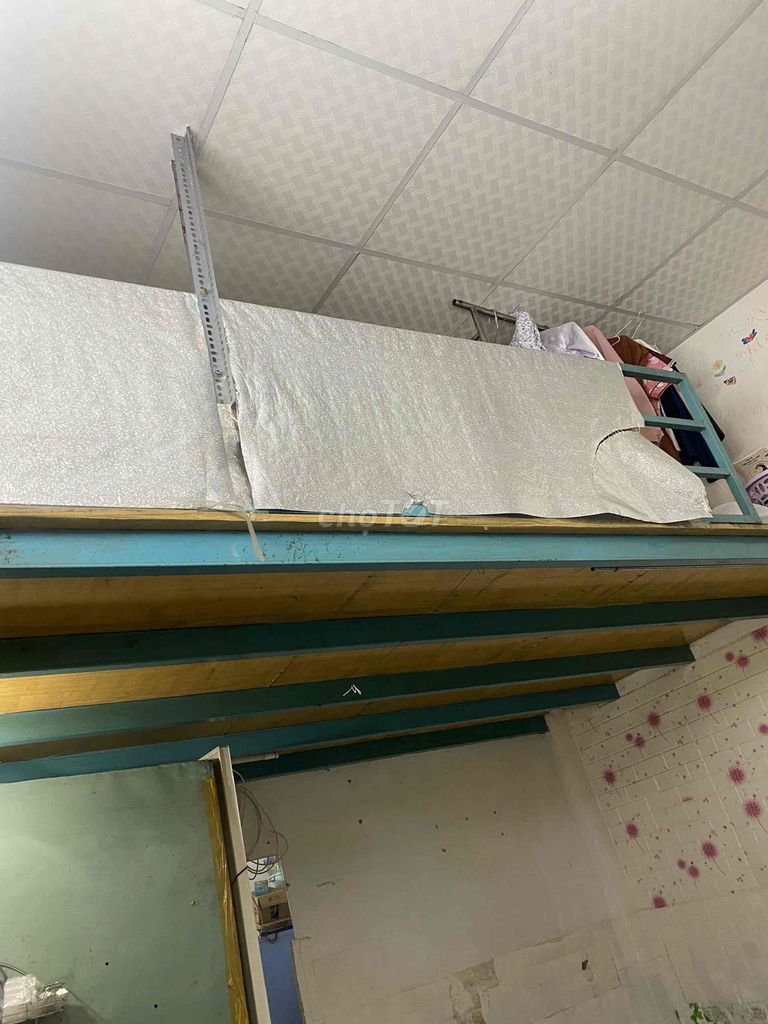 We'll rent out our separate passage room.