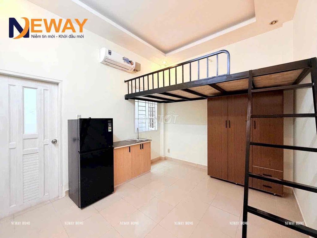 TERNAL interior - near commercial 2 minute walk