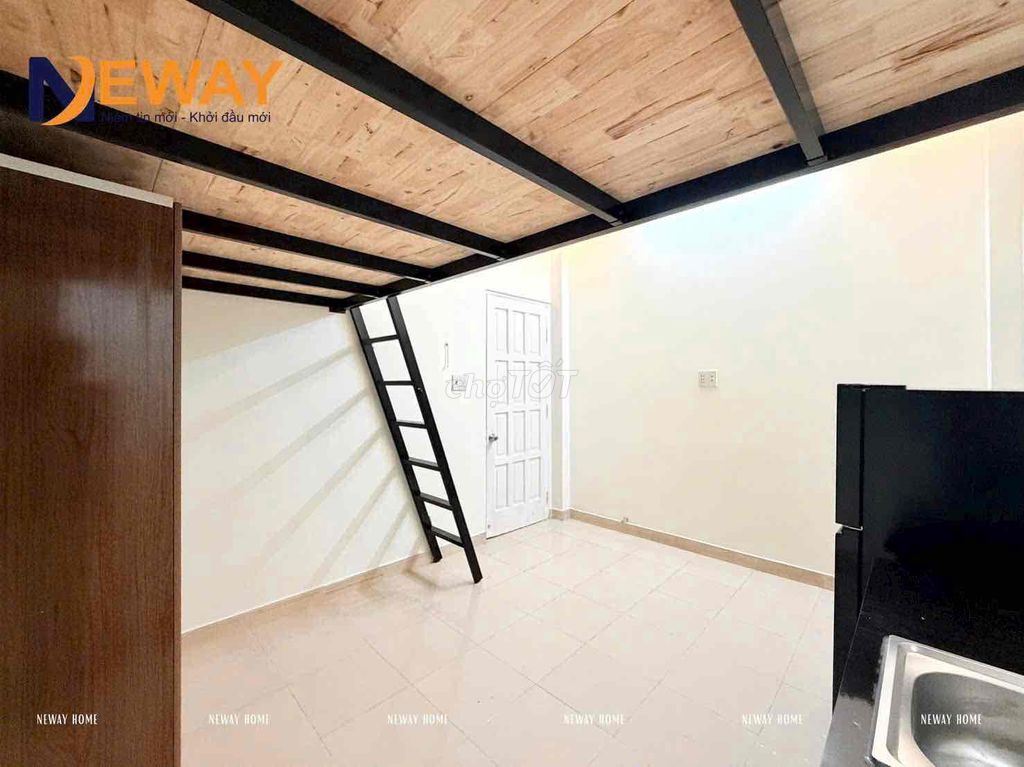 TERNAL interior - near commercial 2 minute walk