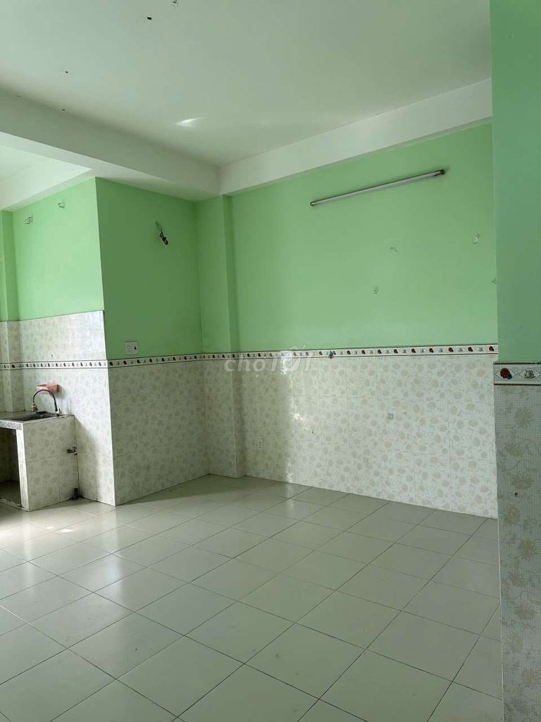 The new room is wide open, tt Phú Nhuận