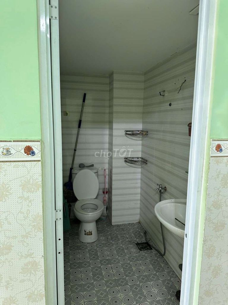 The new room is wide open, tt Phú Nhuận
