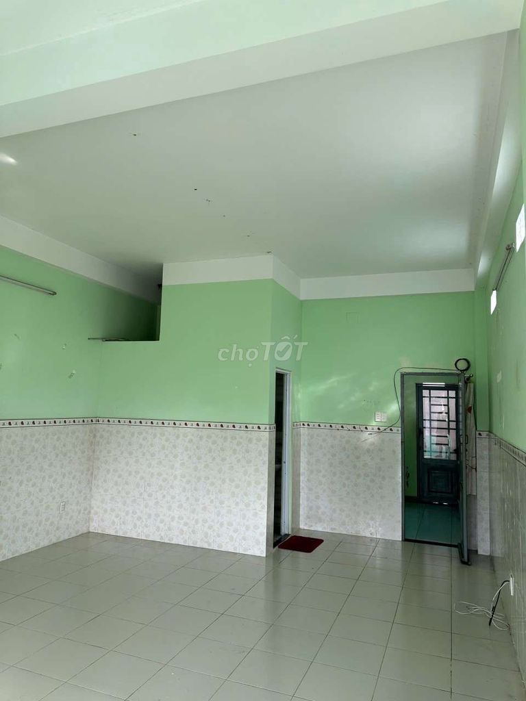 The new room is wide open, tt Phú Nhuận